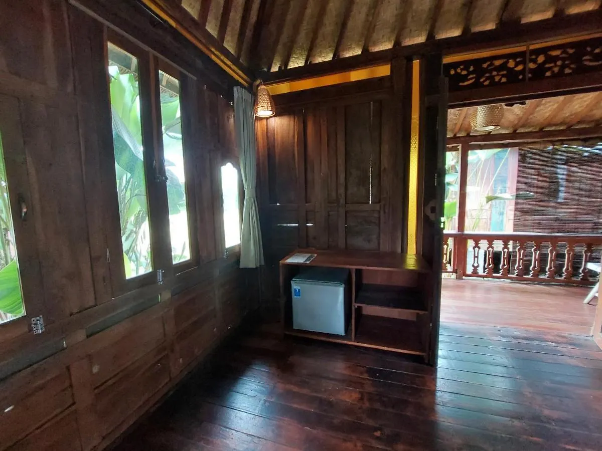 Hotel Kishi-Kishi Ubud 4*,