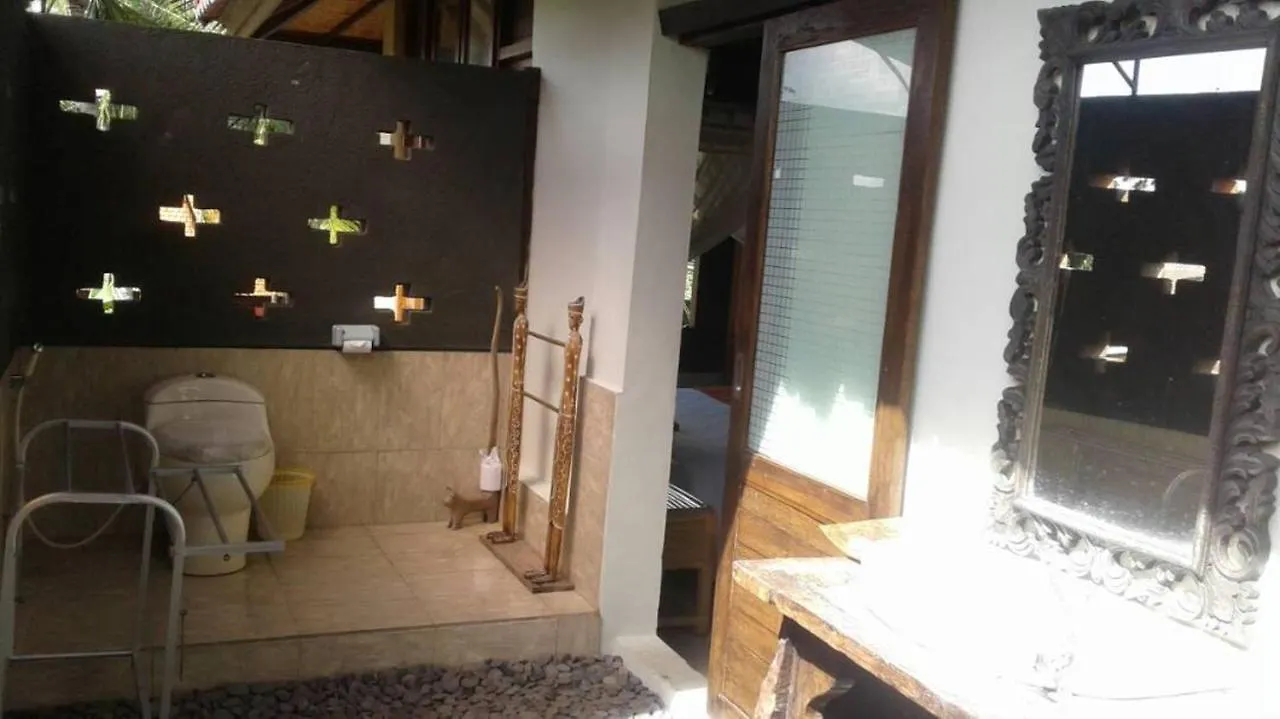 Kishi-Kishi Hotel Ubud