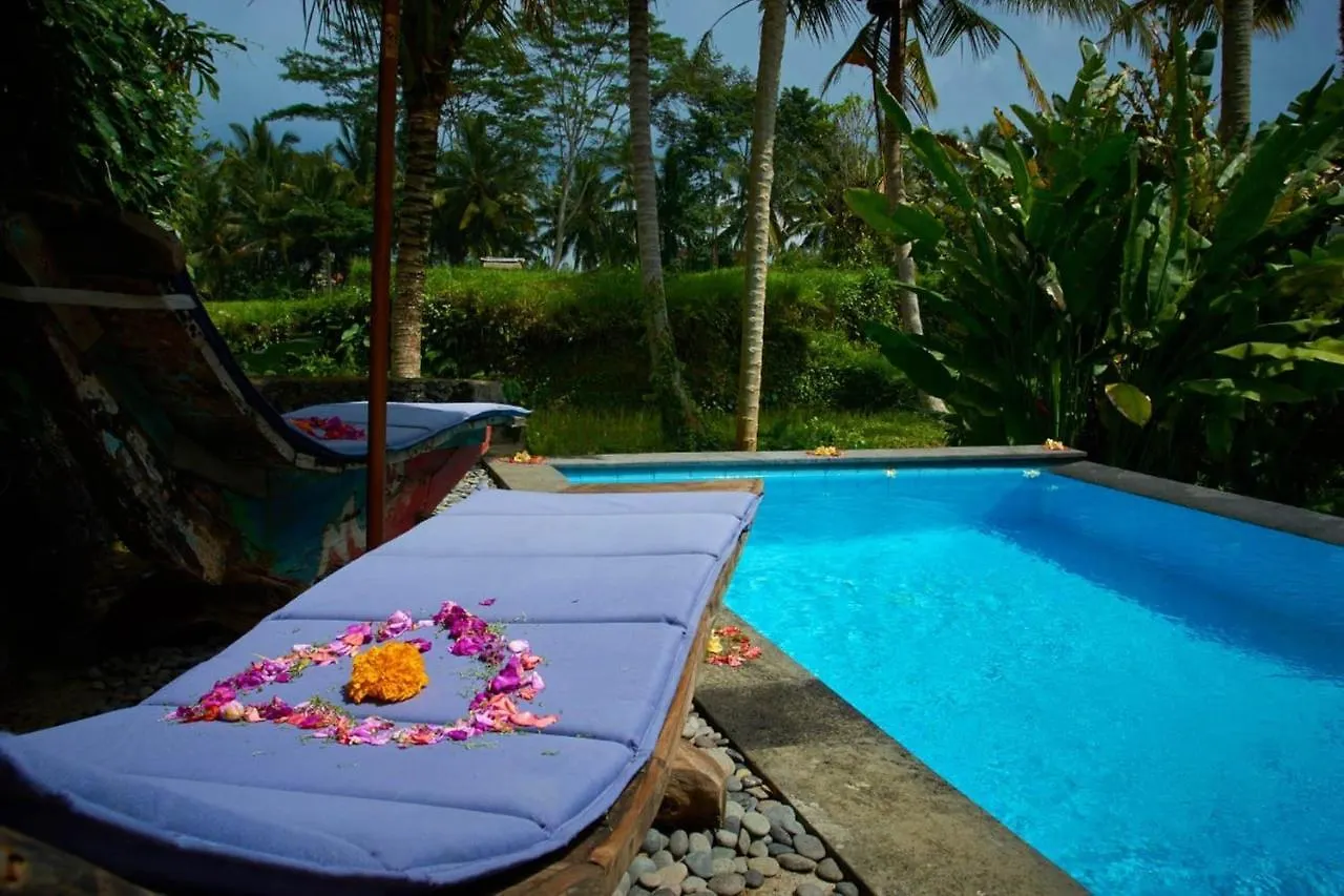 **** Vendégház Kishi-Kishi Hotel Ubud Indonézia